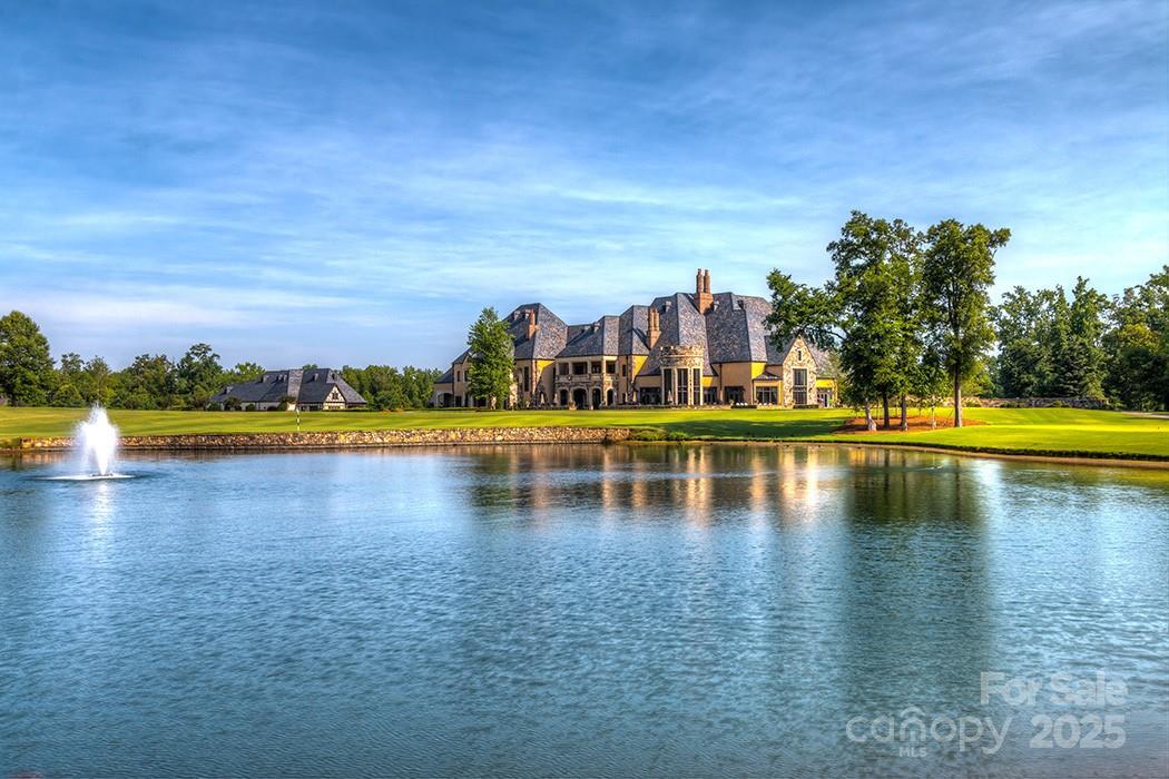 Property Photo: 102 Montrose Drive NC 28173