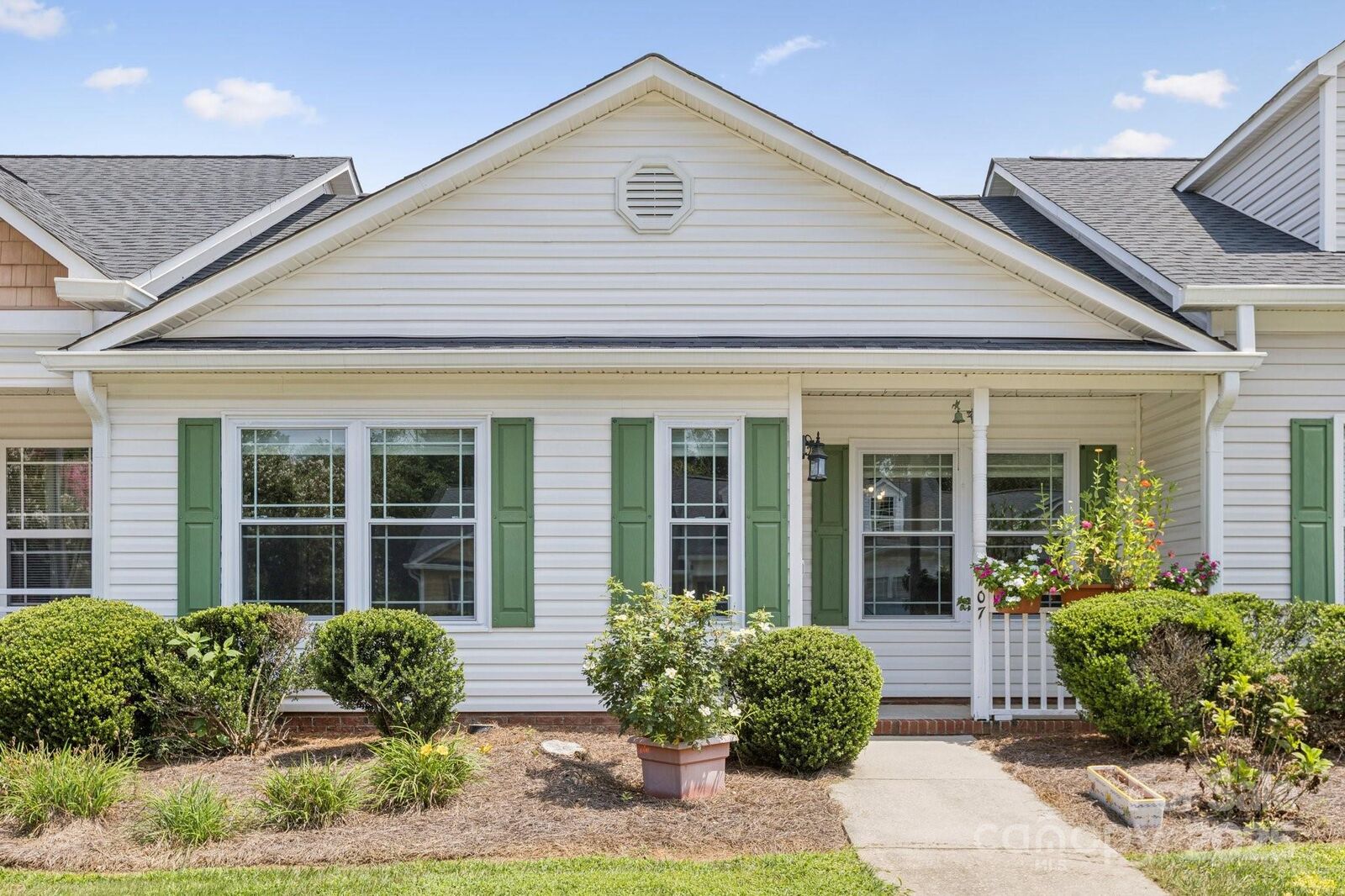 Property Photo: 707 Dalebrook Lane SC 29730