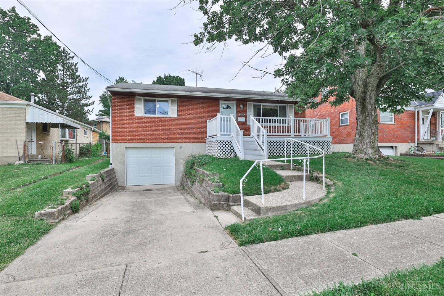 Property Photo: 6956 Hillary Drive OH 45239