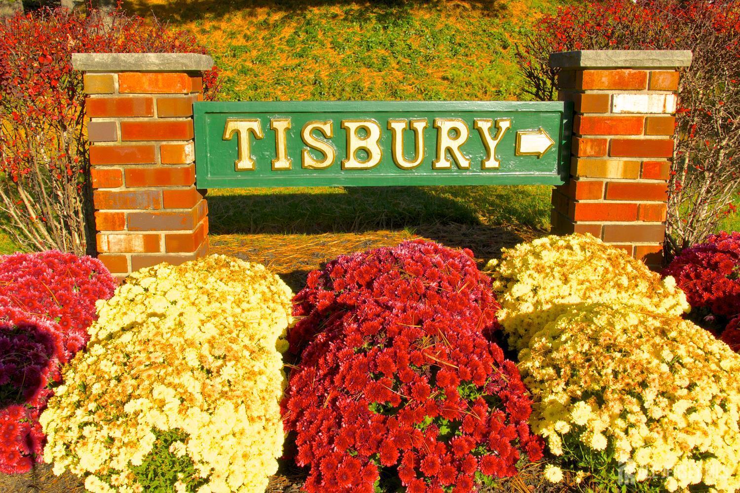 Property Photo: 7 Tisbury Court NJ 07076