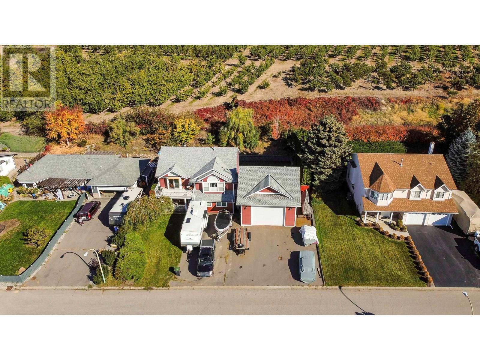995 Sutcliffe Court  Kelowna BC V1P 1B6 photo