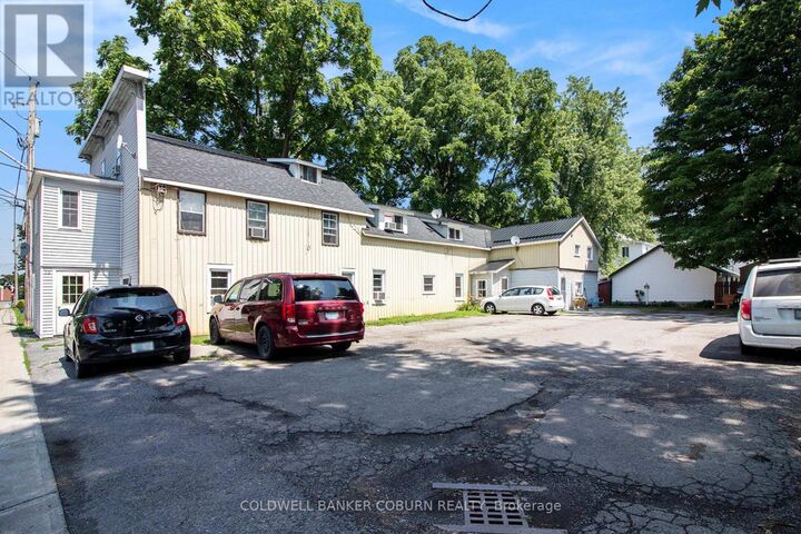 Property Photo: 73 King Street ON K0C 1H0