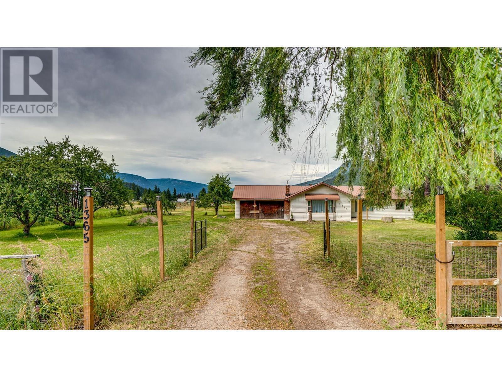 Property Photo: 1365 Salmon River Road BC V1E 3H3