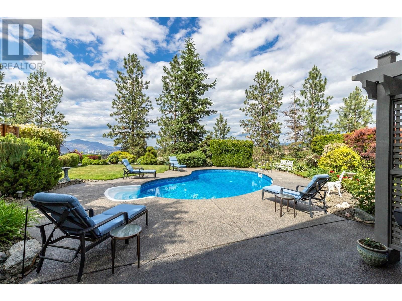 Property Photo:  1036 Arbor View Drive  BC V1W 5A1 