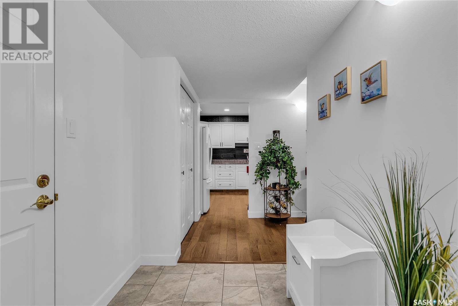 Property Photo:  332 305 Pinehouse Drive  SK S7K 7Z4 