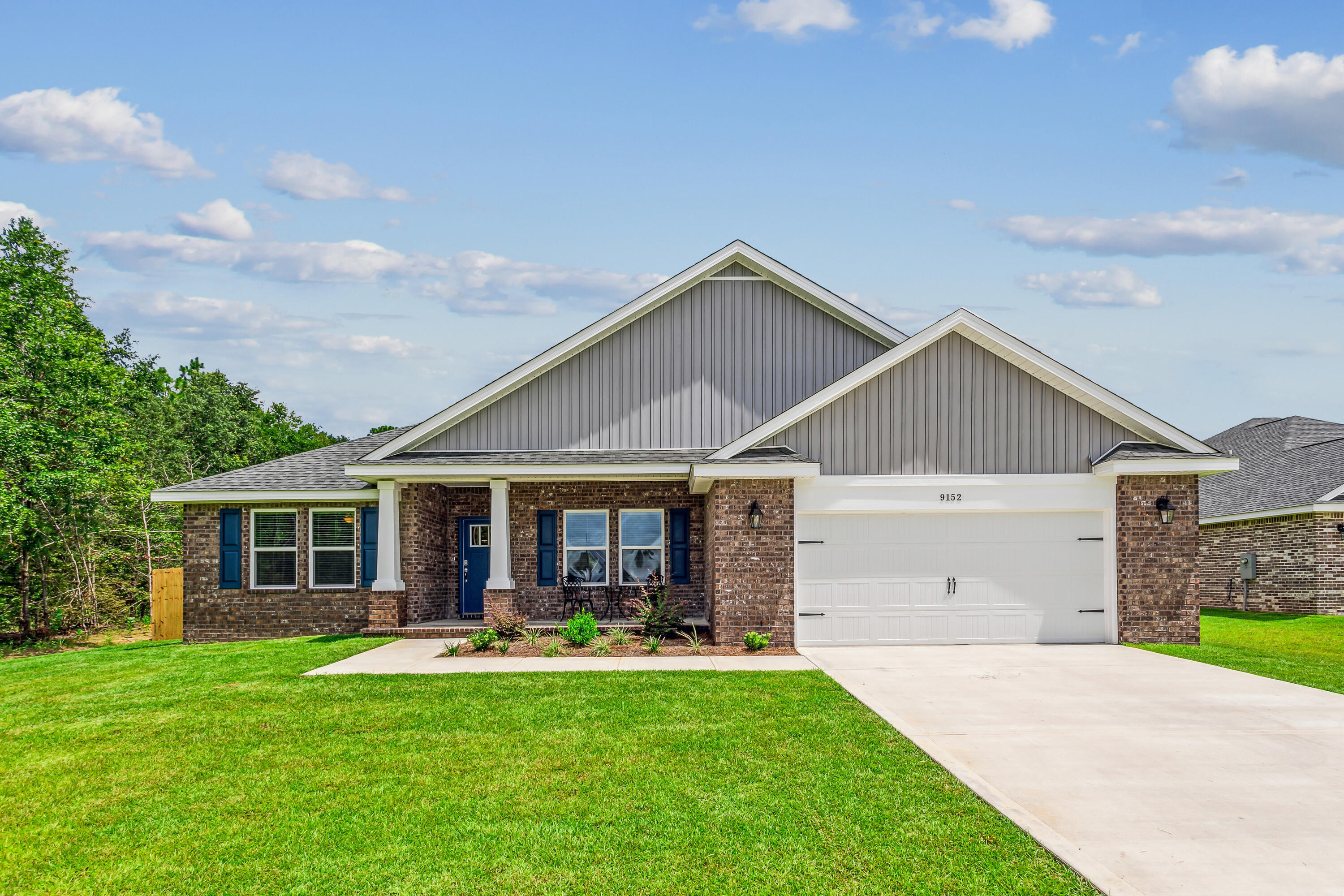 Property Photo: 8422 Cape Horn Drive FL 32583