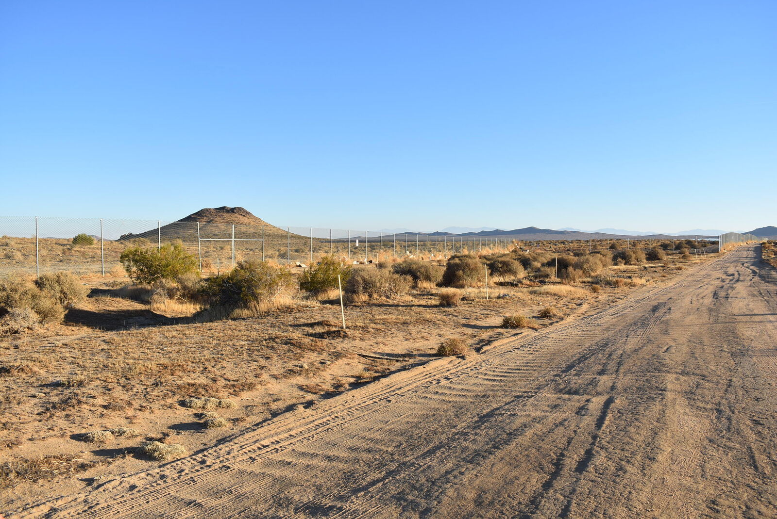 Property Photo:  15th St E &Amp Vic Reed Ave  CA 93501 