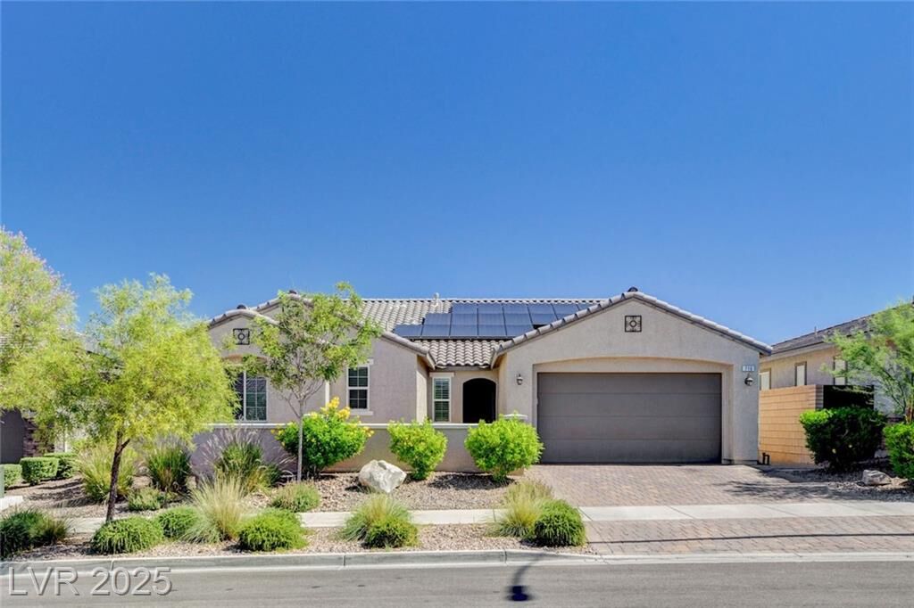 Property Photo: 716 Cadence View Way NV 89011