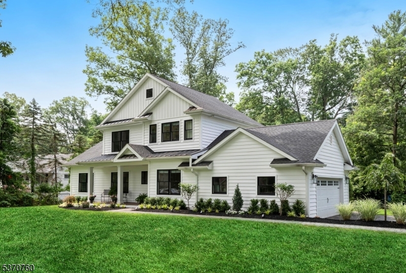 Property Photo:  207 Henry Pl  NJ 07481 