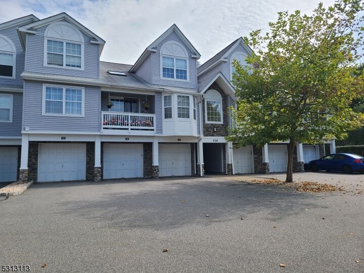 24 Whisper Way E,  Roxbury Twp. NJ 07852 photo