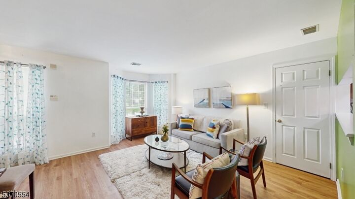 Property Photo:  50 Pine St 4E  NJ 07042 