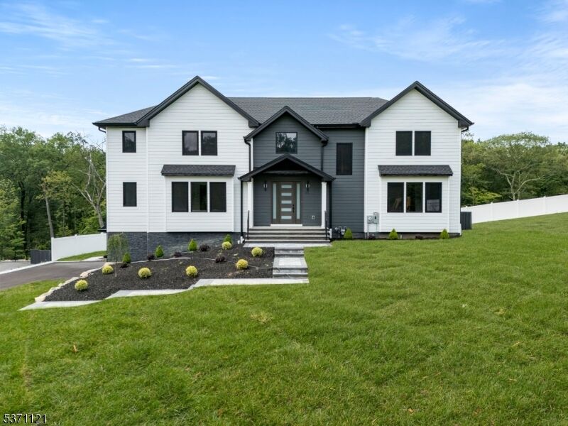 Property Photo:  91 Heritage Dr  NJ 07480 