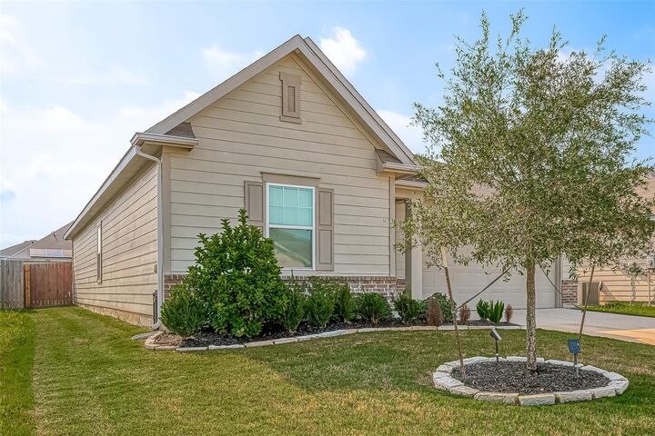 Property Photo:  1017 White Birch Lane  TX 77423 