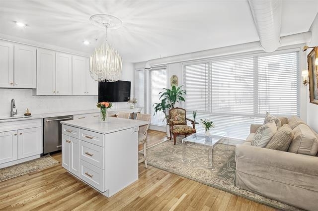 Property Photo: 414 1st St 1 NJ 07302