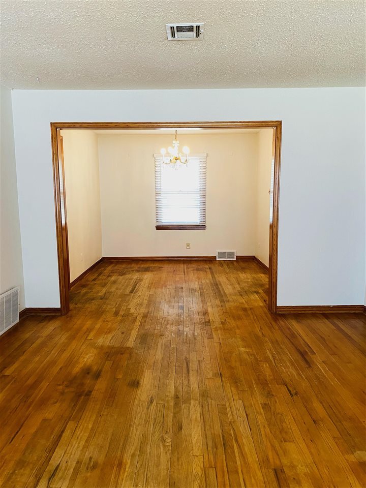 Property Photo: 1626 NW 27th St OK 73505
