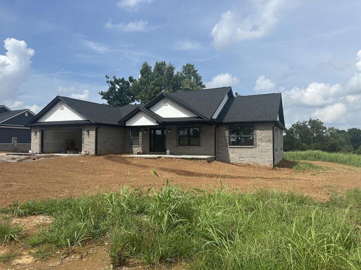 Property Photo: 195 Carriage Court KY 42503