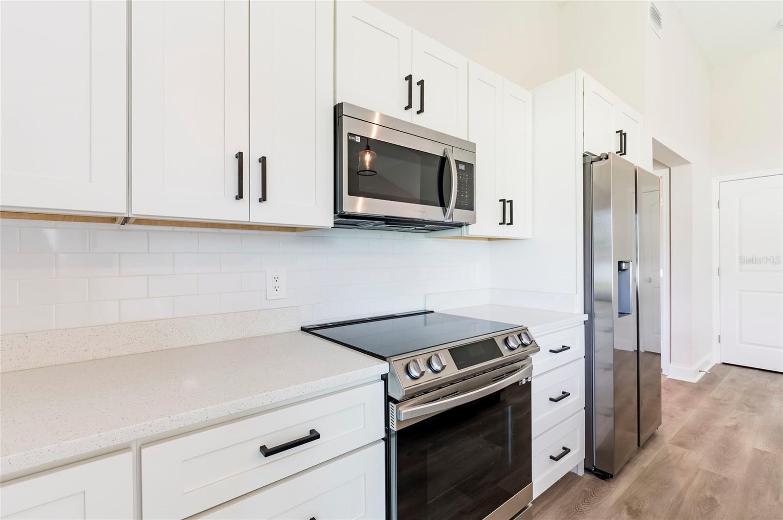 Property Photo: 1191 NW 68th Place FL 34475