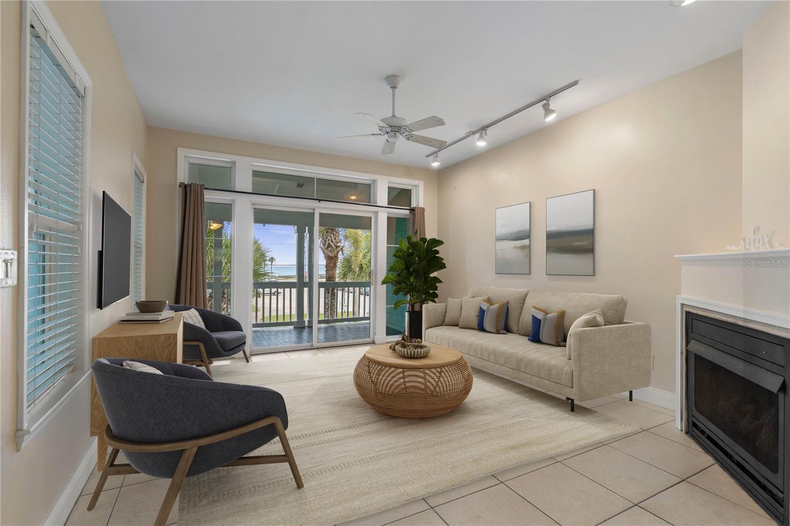 Property Photo:  612 S Central Avenue  FL 32136 