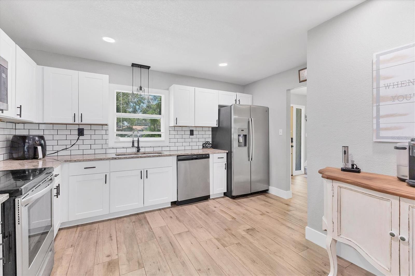 Property Photo: 2503 W Lake Drive FL 33598