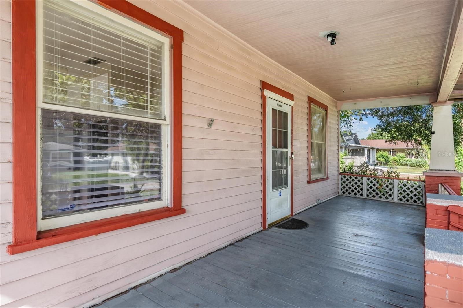 Property Photo: 815 E Frierson Avenue FL 33603