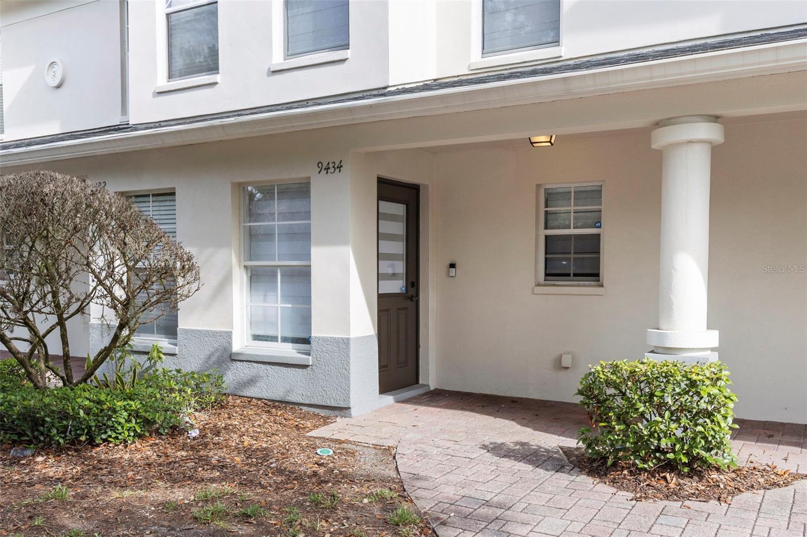 Property Photo:  9434 Charlesberg Drive  FL 33635 