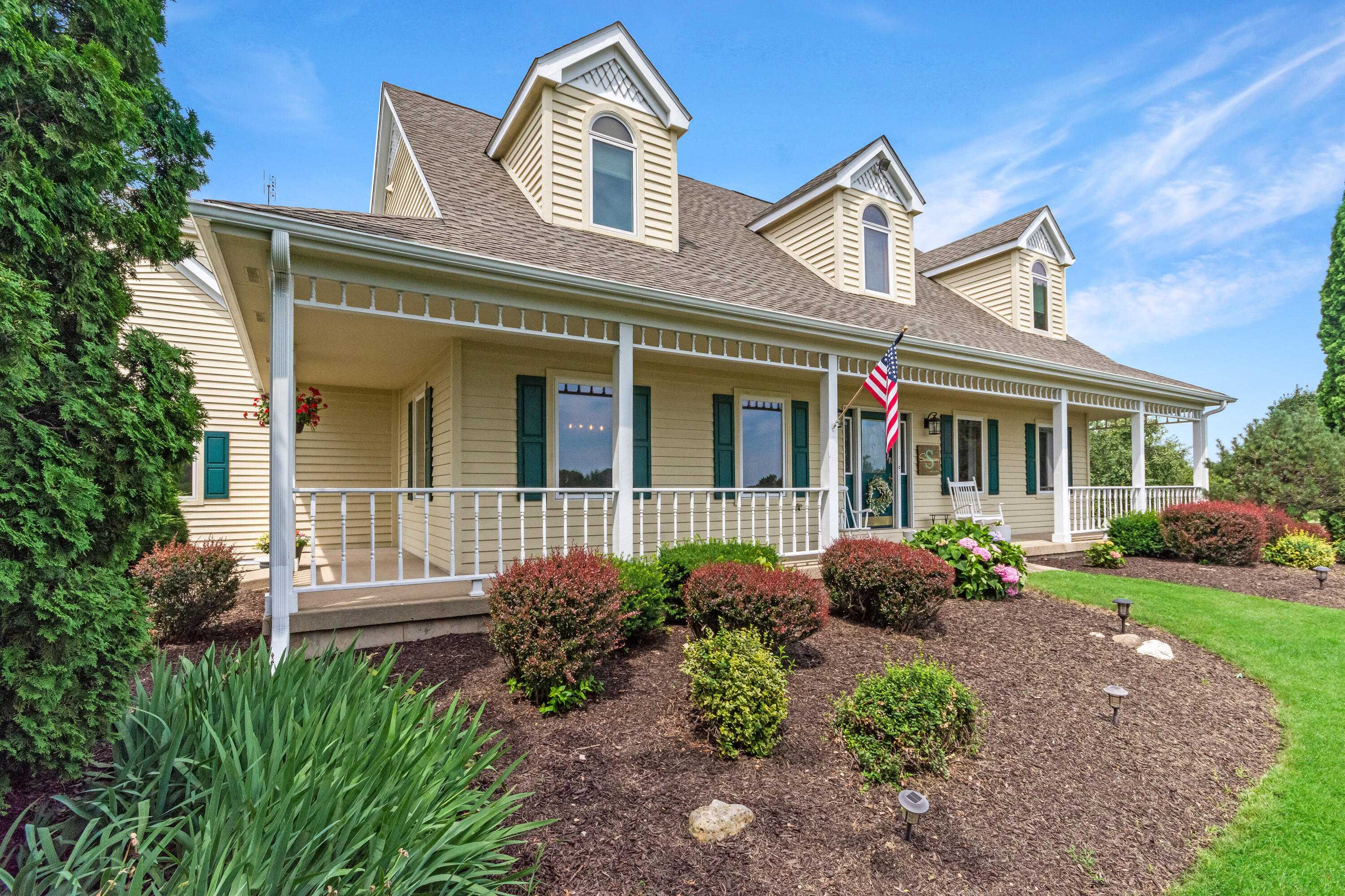 Property Photo: W1281 Siena Cir WI 53147