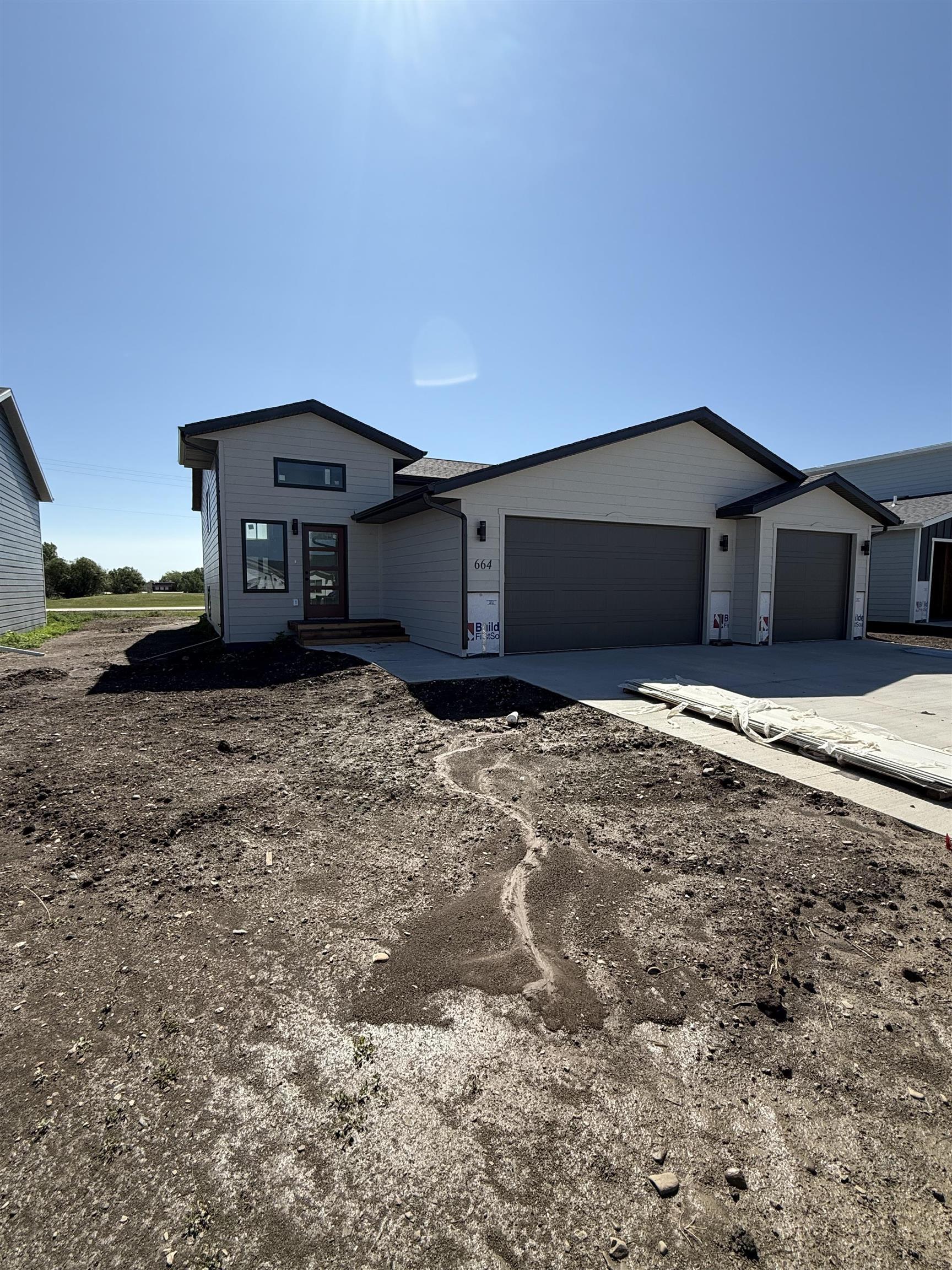 Property Photo: 664 Eagle Court SD 57719