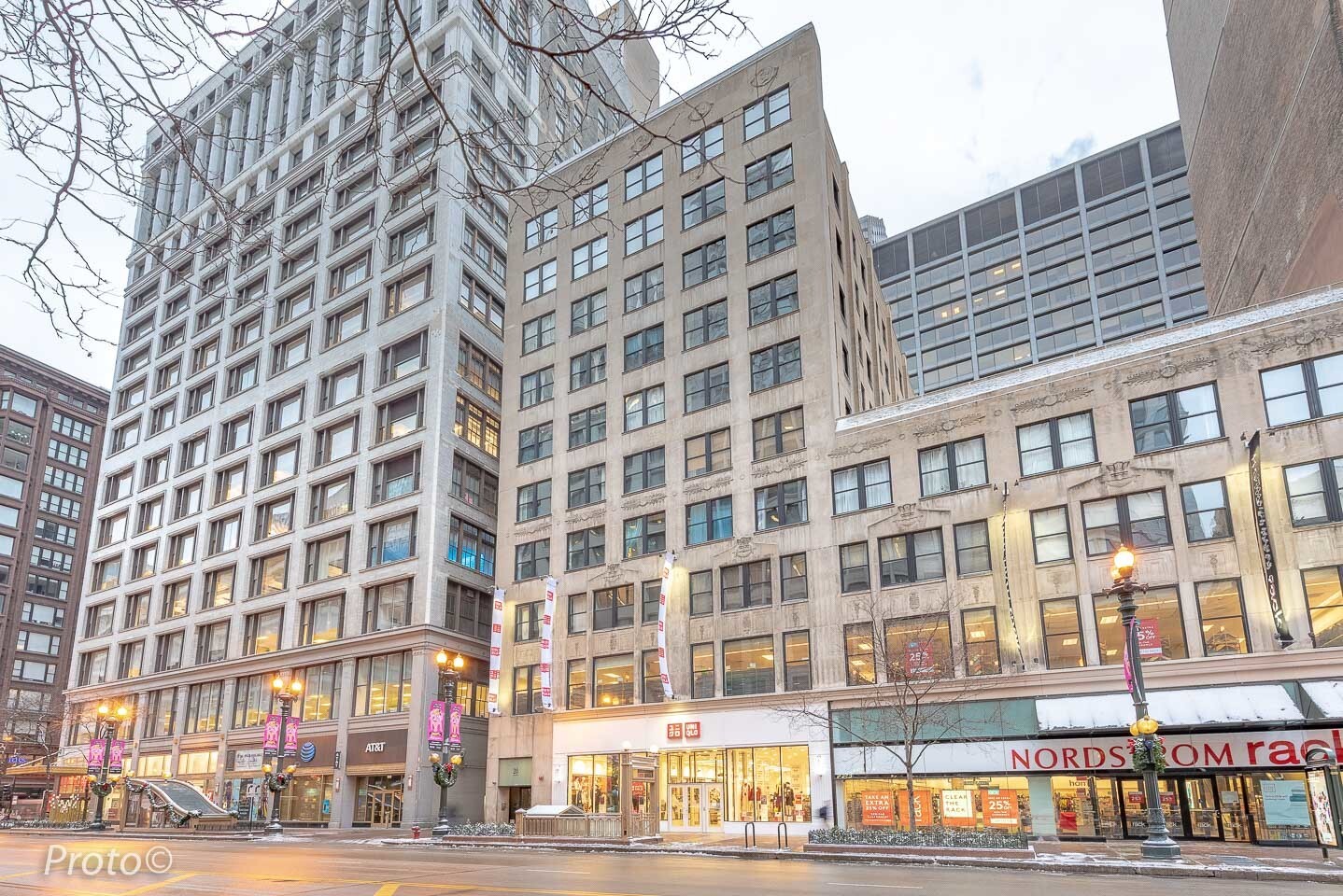 Property Photo: 20 N State Street 1012 IL 60602