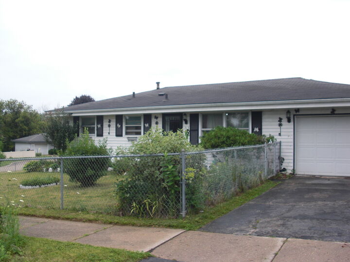 Property Photo:  513 Overland Trail  IL 61101 