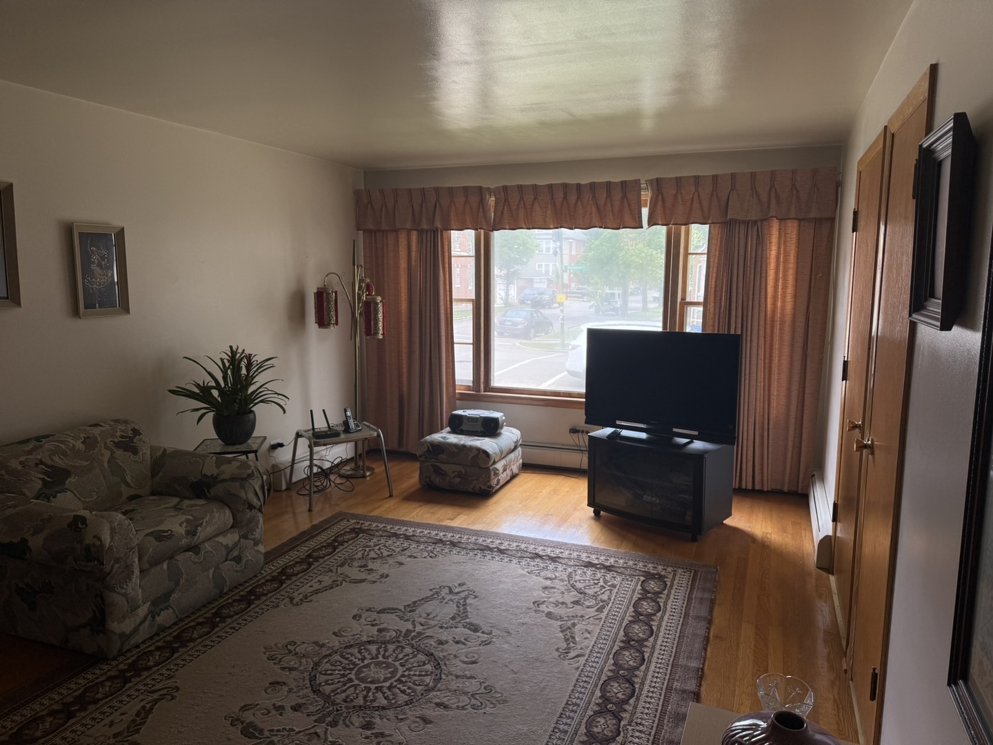 Property Photo:  4500 S Washtenaw Avenue  IL 60632 
