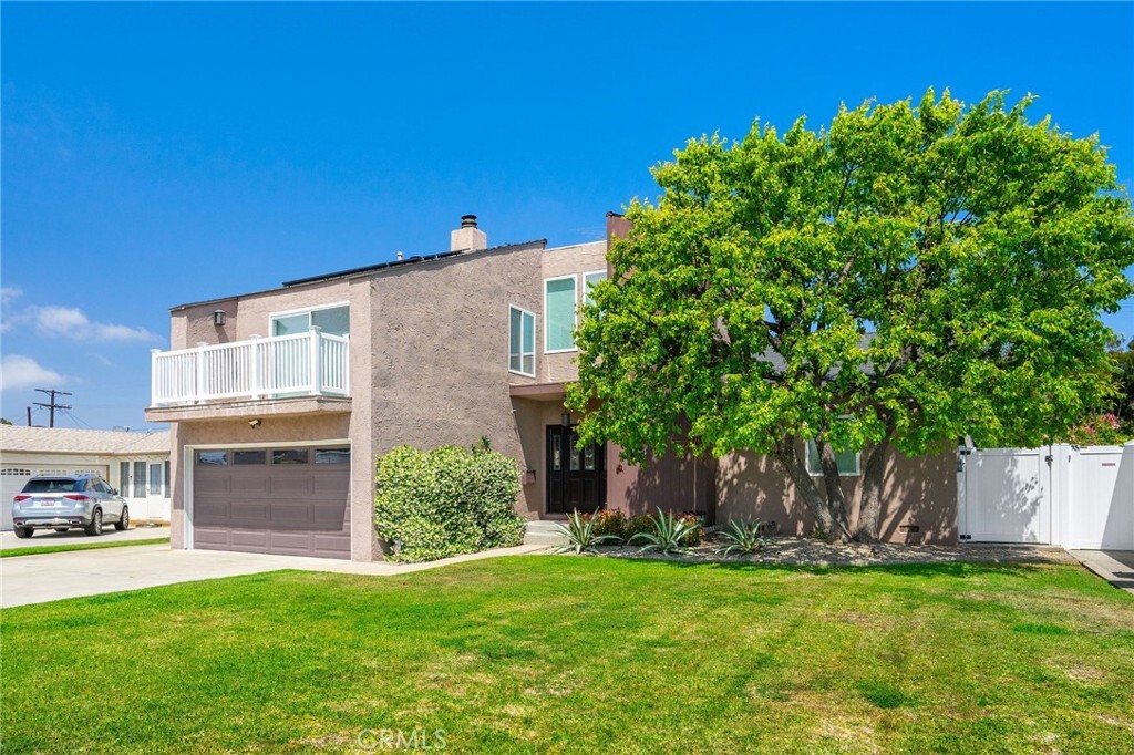 8418 Belford Avenue  Los Angeles CA 90045 photo