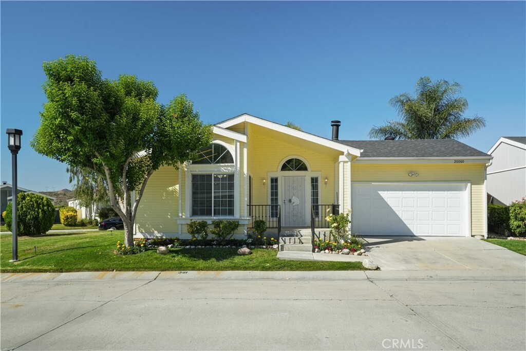 Property Photo: 20060 Canyon View Drive CA 91351