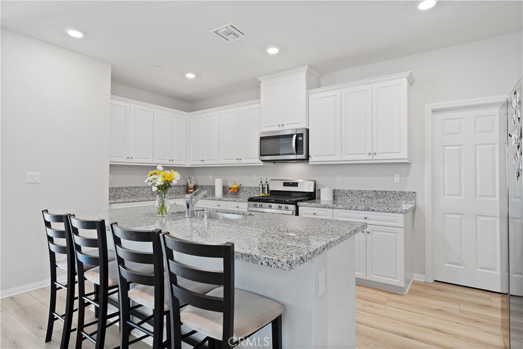 Property Photo: 25541 Buckeye Meadow Lane CA 92548