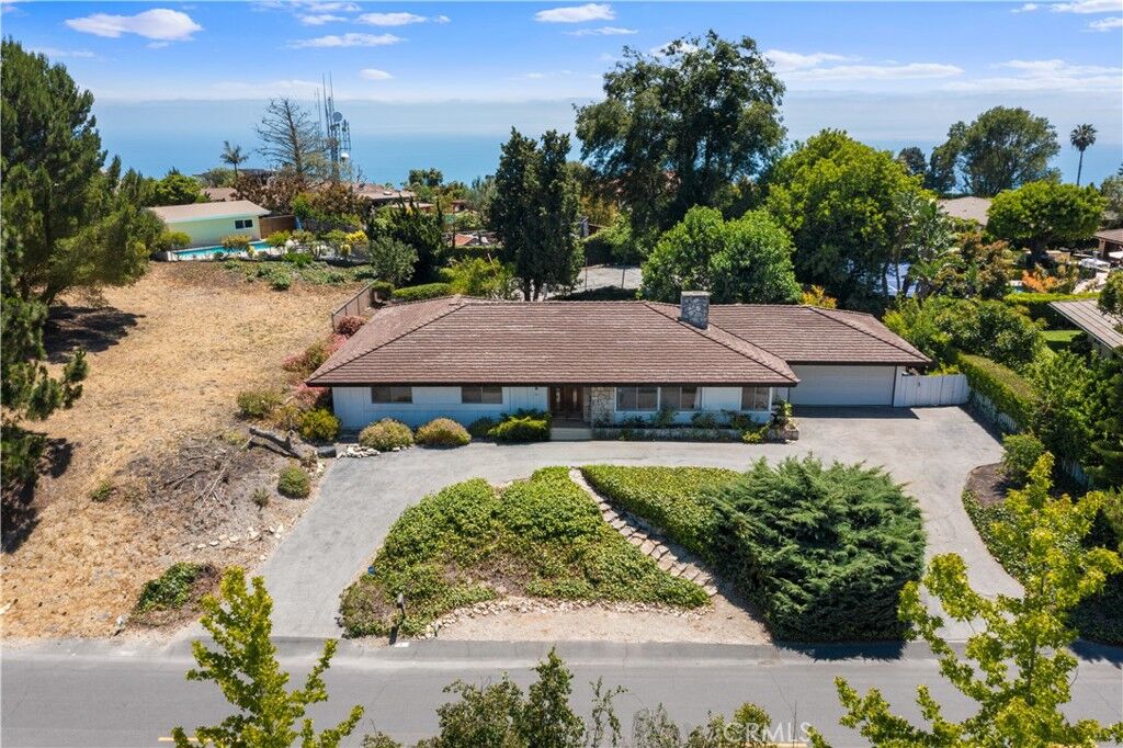 Property Photo: 8 Coveview Drive CA 90275
