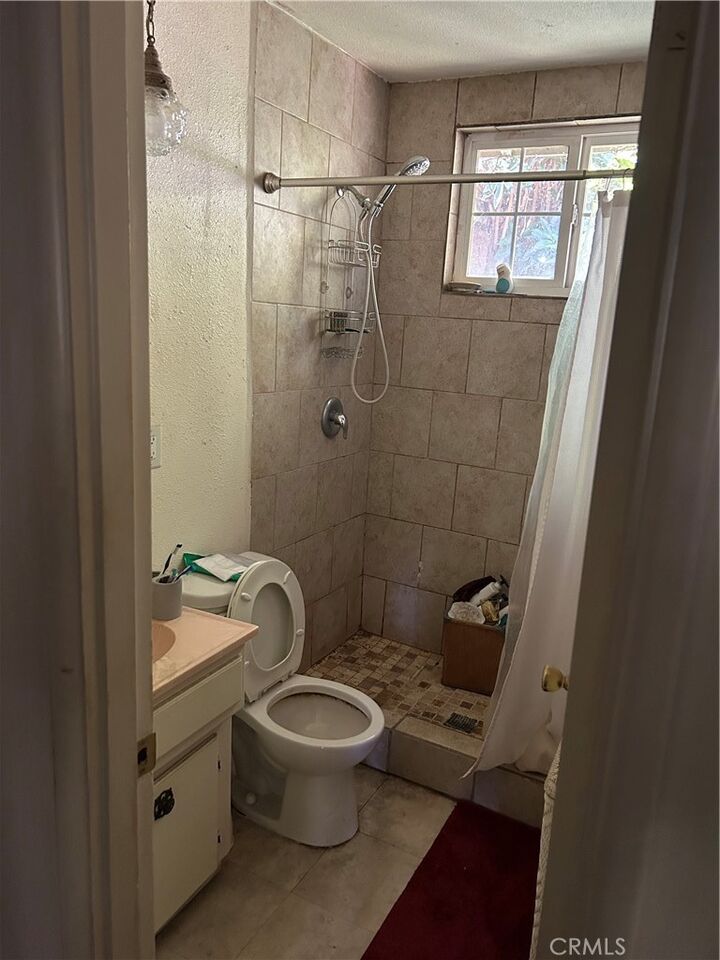 Property Photo:  1021 E Gaillard Street  CA 91702 