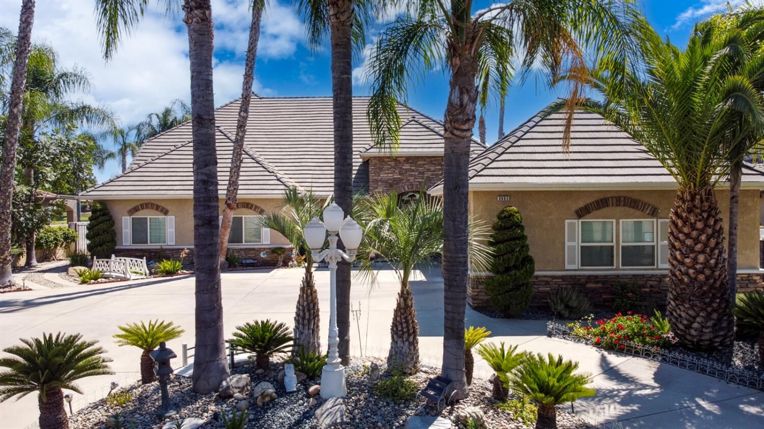 Property Photo:  6663 Desert Springs Street  CA 93610 