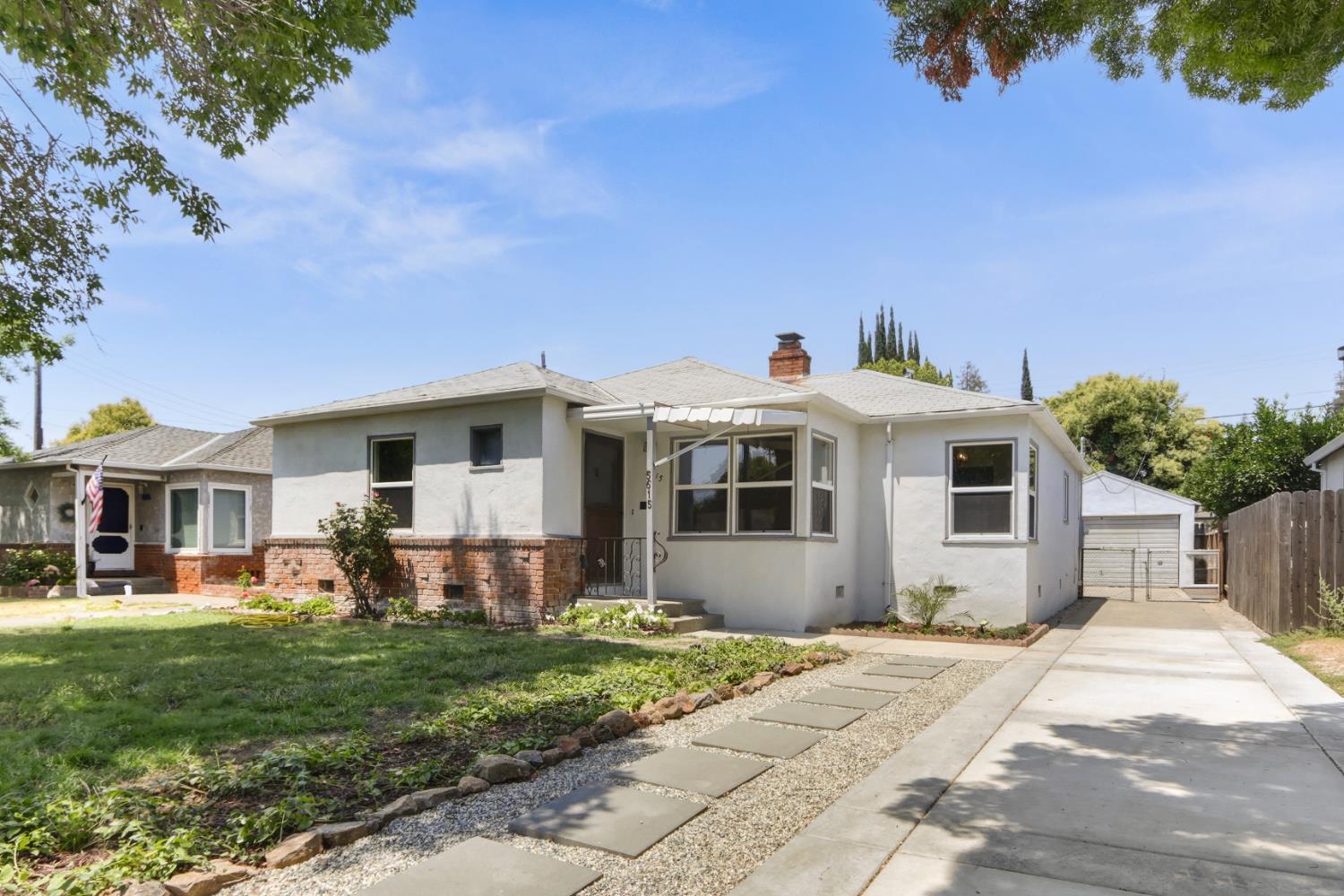 Property Photo: 5615 7th Avenue CA 95820