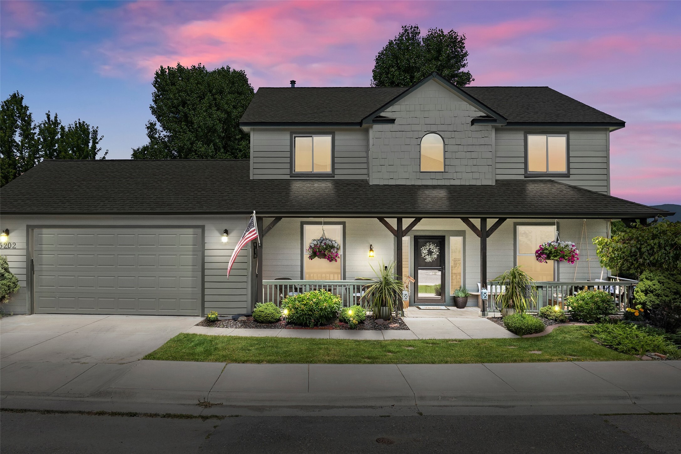 Property Photo: 5202 Dutton Court MT 59803