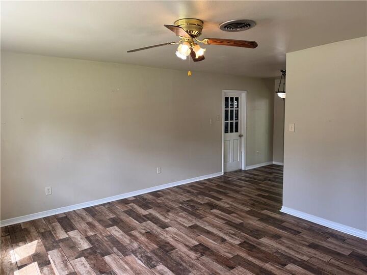 Property Photo: 207 Walnut Street LA 70471