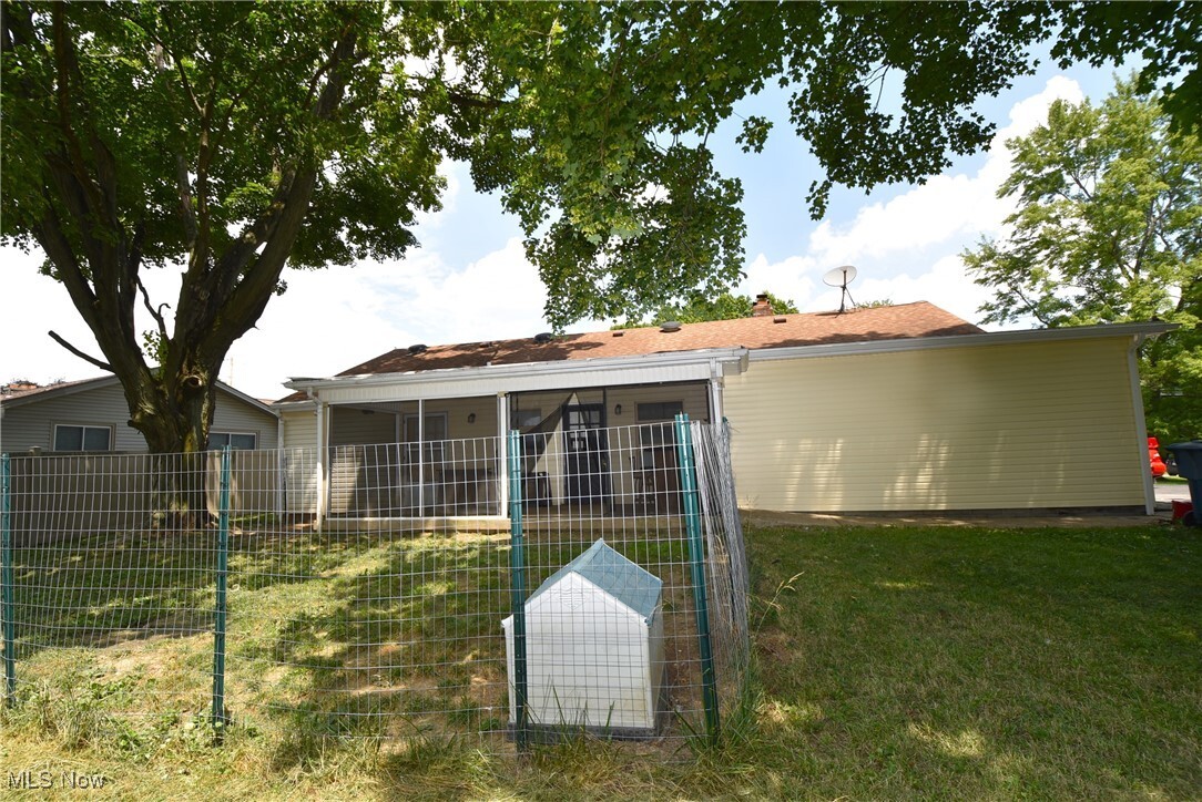 Property Photo: 1991 Cover Drive OH 44514
