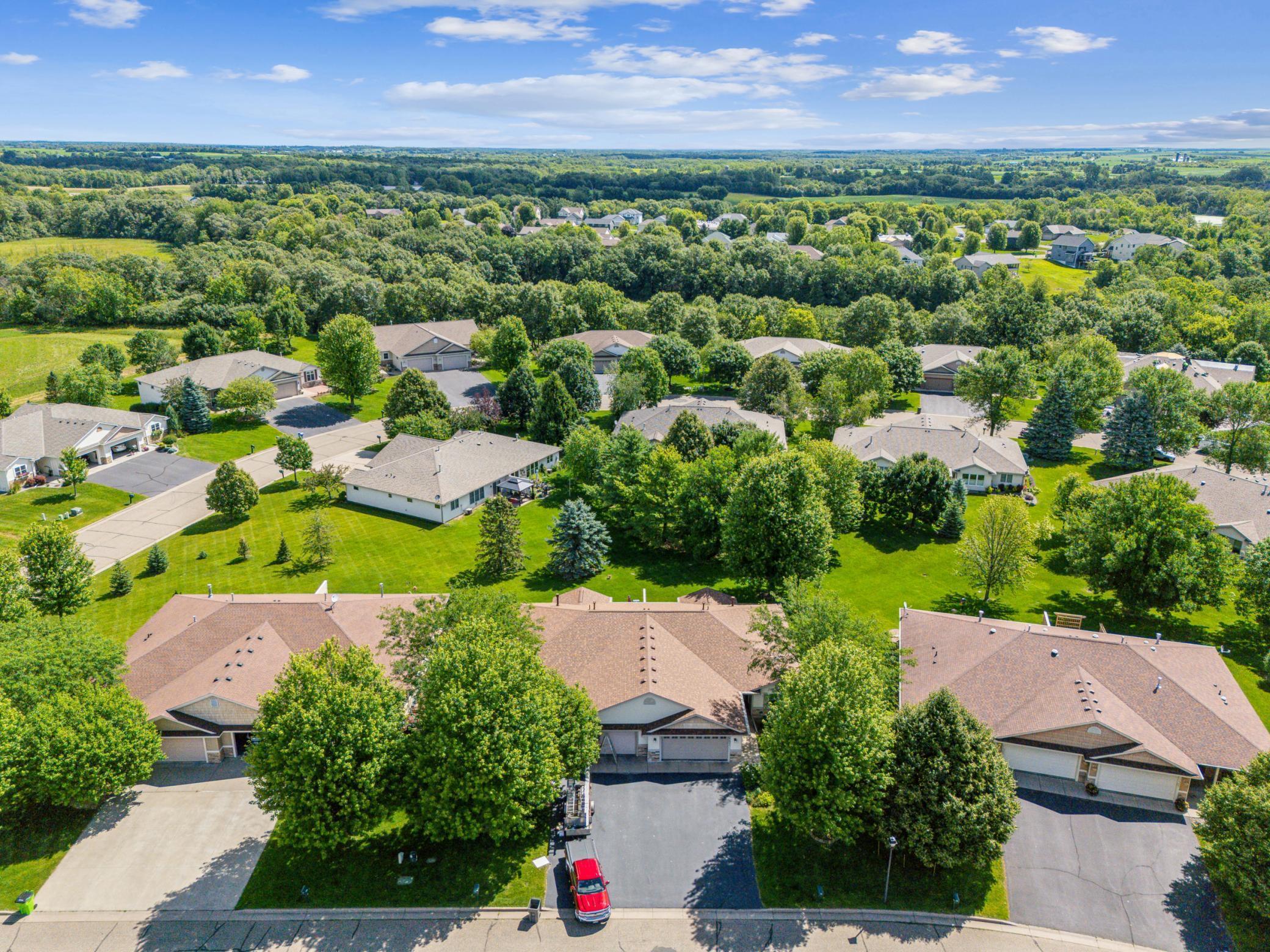 Property Photo:  1411 Blue Jay Place  WI 54017 