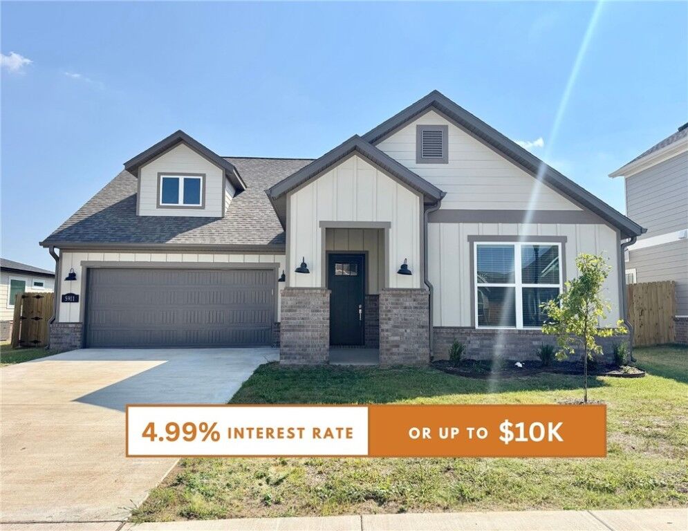 Property Photo:  5911 SW Desert Avenue  AR 72713 