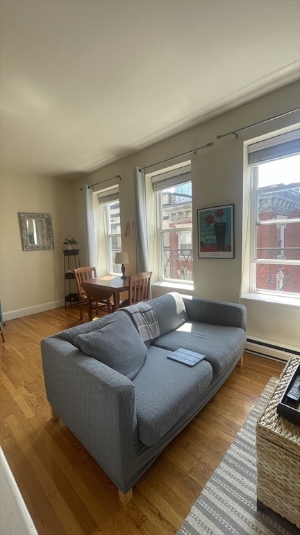 Property Photo: 121 Salem Street 4D MA 02113
