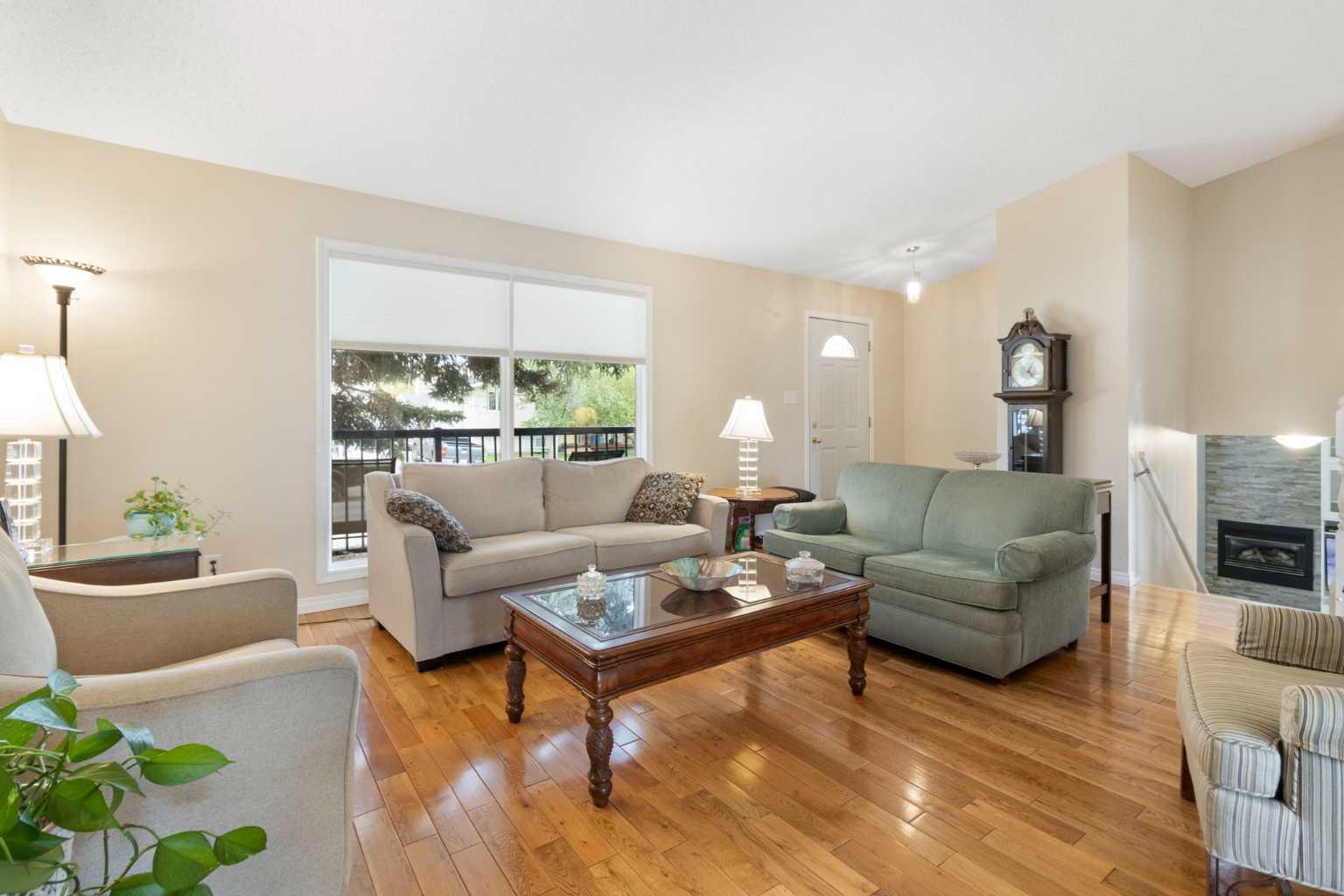 Property Photo: 30 Ardiel Drive AB T1S 1G6