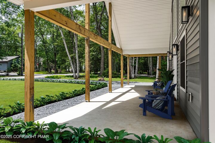 Property Photo:  21 Wilde Glen  PA 18210