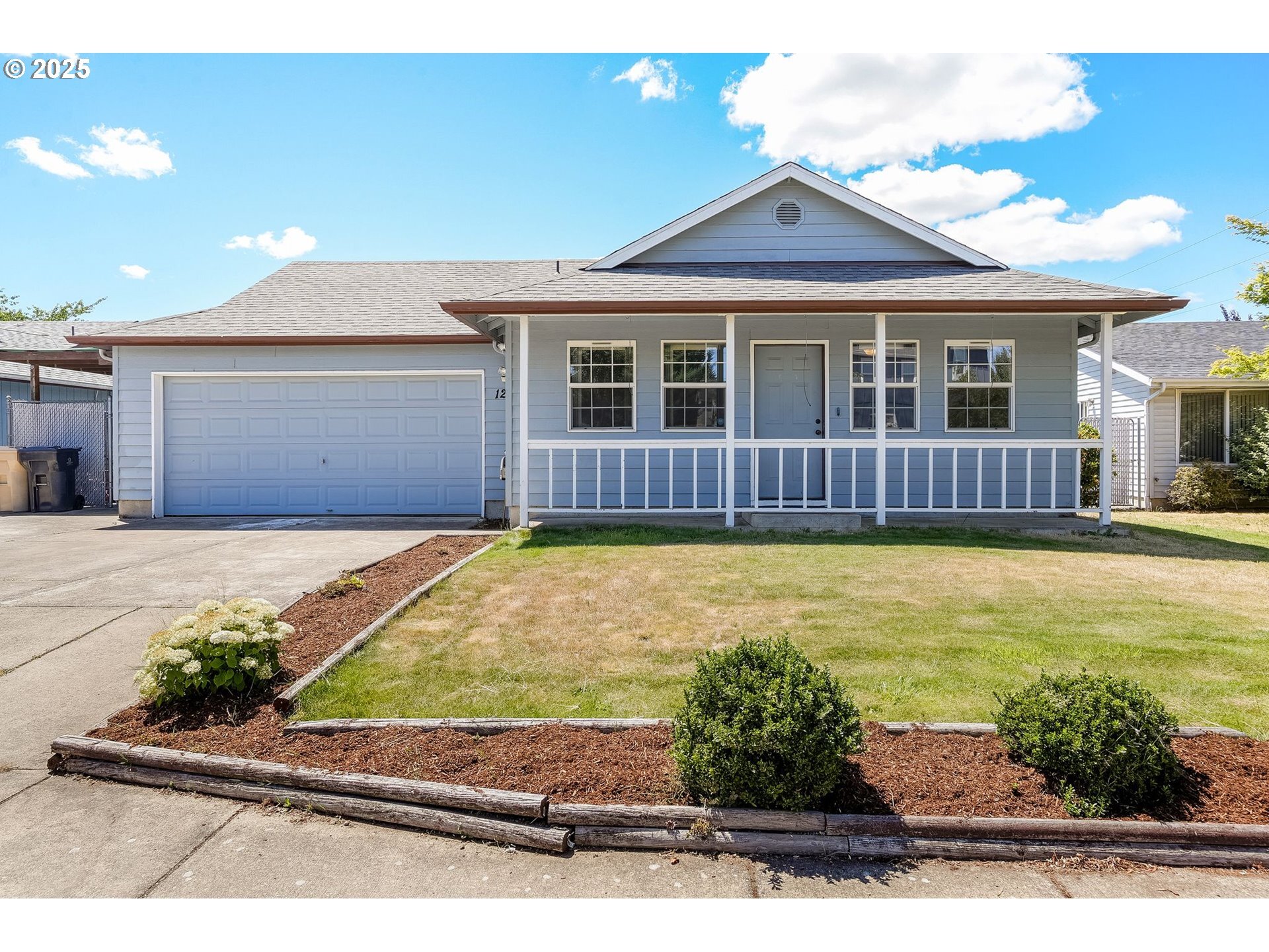 Property Photo:  122 Goldfish Farm Rd SE  OR 97322 