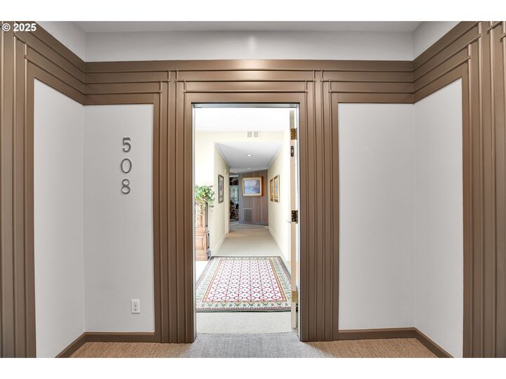 Property Photo:  305 S Montgomery St 508/507  OR 97201 