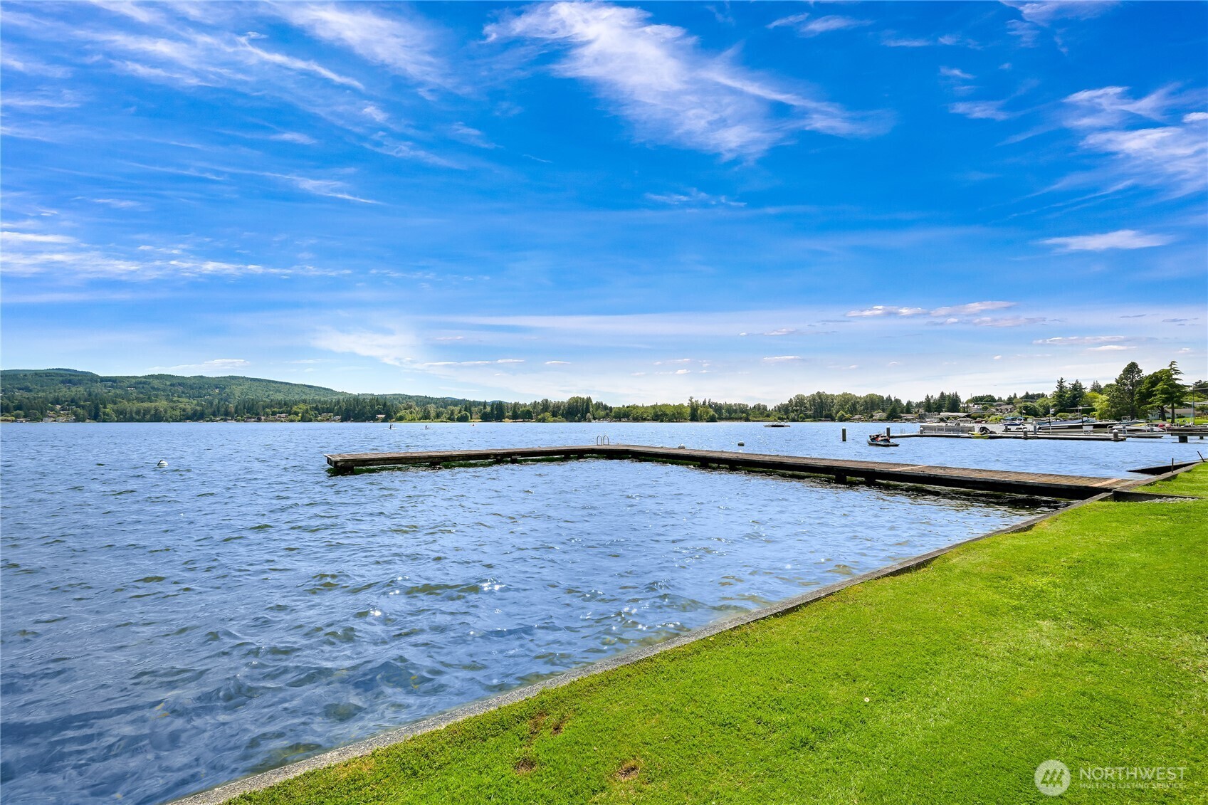 Property Photo:  610  Northshore Drive 6123  WA 98226 