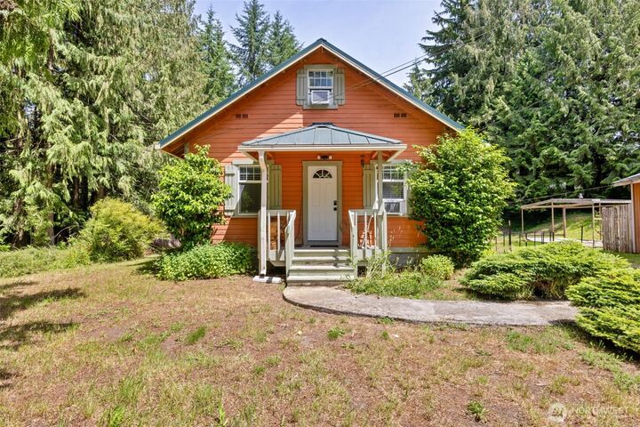 210  Skyline Drive  Port Angeles WA 98362 photo