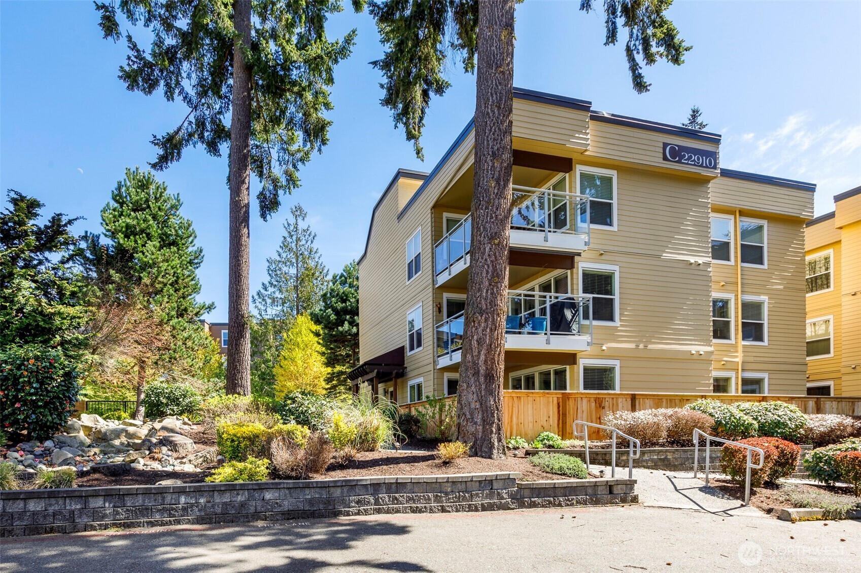 Property Photo:  22910  90th Avenue W C103  WA 98026 